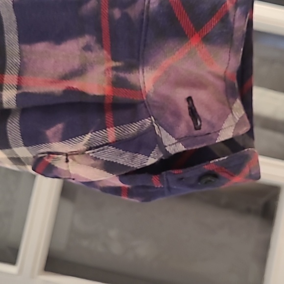 Cropped Distressed Plaid - Picture 4 of 5